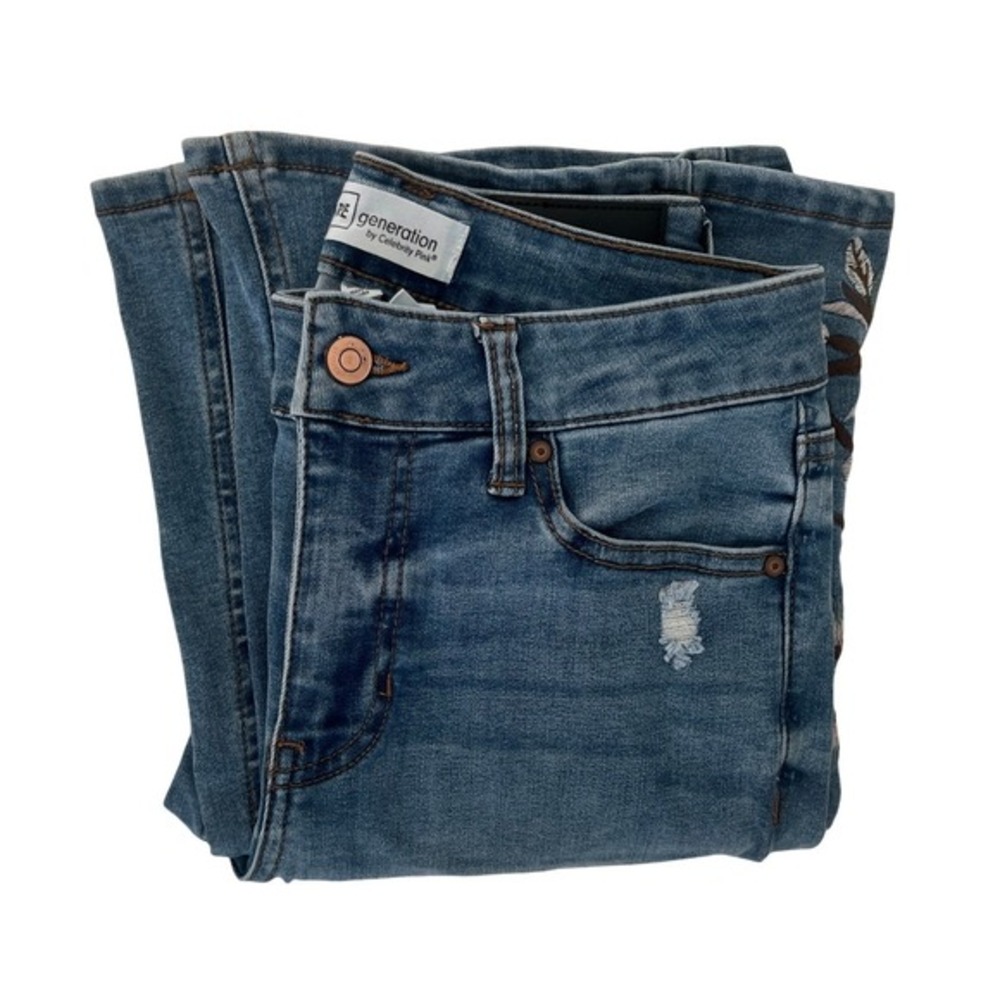 Celebrity Pink RE Generation Mid Rise‎ Flare Jeans Floral Embroidered 26x30 Boho - Picture 5 of 10